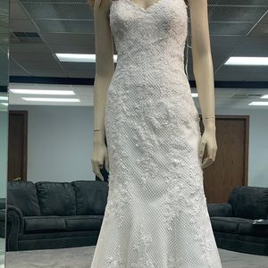 Maggie Sottero “Makenna” Ivory size 12